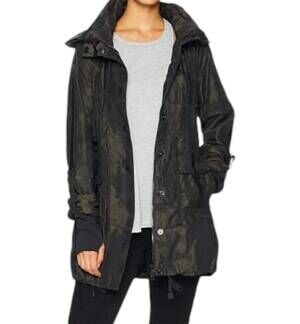 NEW BLANC NOIR camo anorak jacket in green